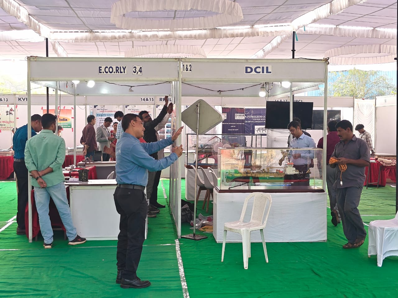 Octanorm Stall Rental Services